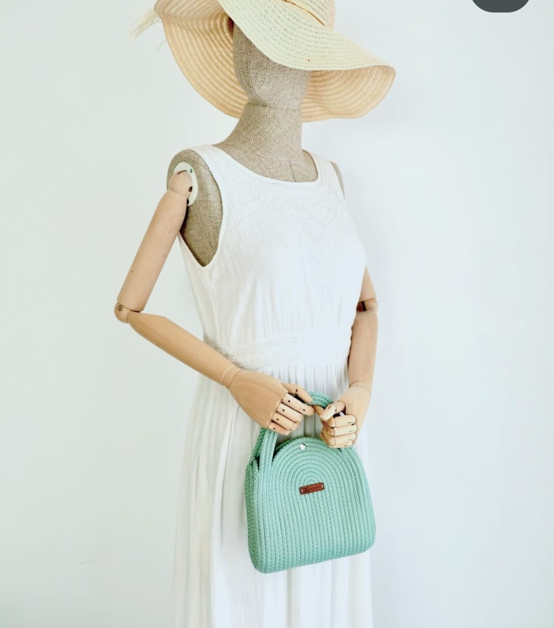 Mint Breeze Woven Crossbody Bag For Women - Image 4